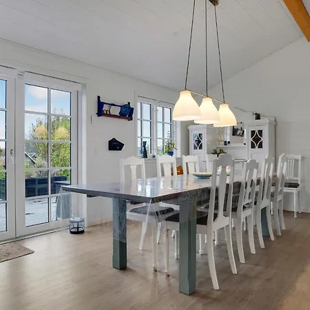 Holiday home 3 Bedroom Cozy In