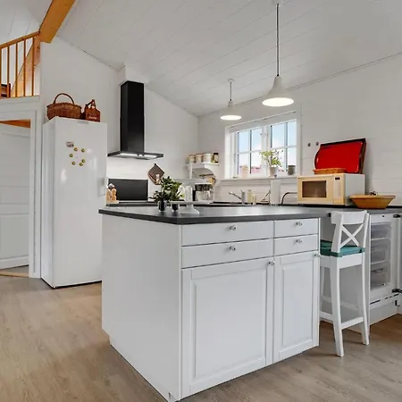 Holiday home 3 Bedroom Cozy In Bogense