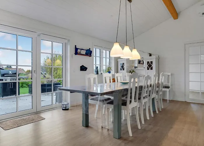 Σπίτι διακοπών 3 Bedroom Cozy In